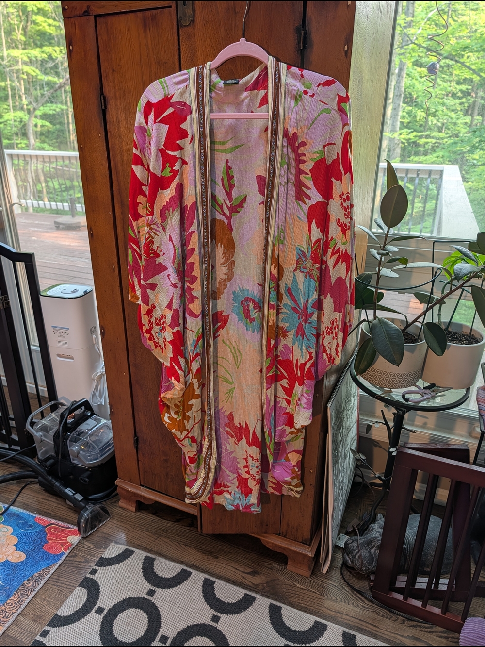 BEACH! Vibrant Floral Kimono Cover-Up perfect for pool, beach, outings